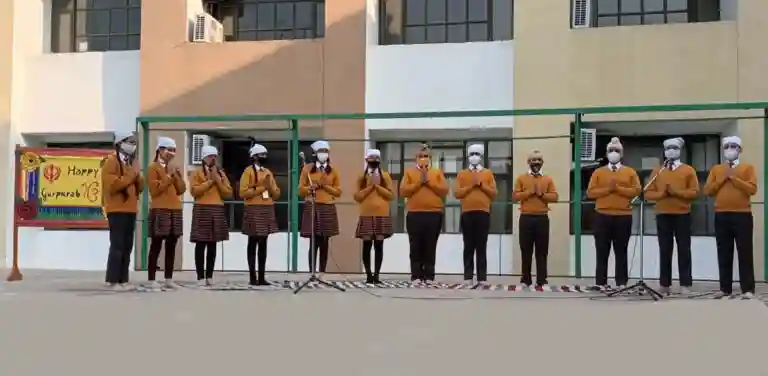 SHEMFORD Futuristic School 9