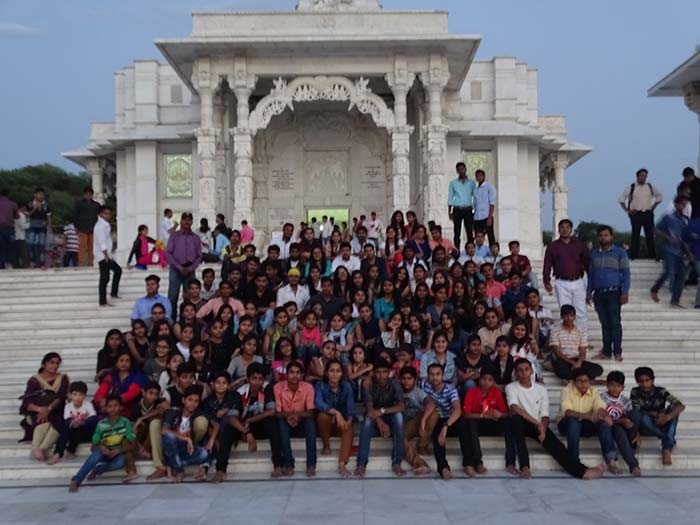Shri Ramswaroop Memorial Public School 17