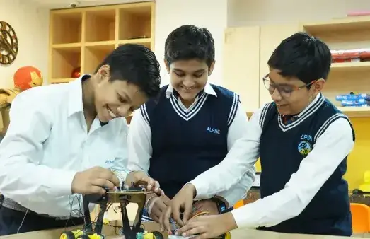 Alpine Convent School campus 6