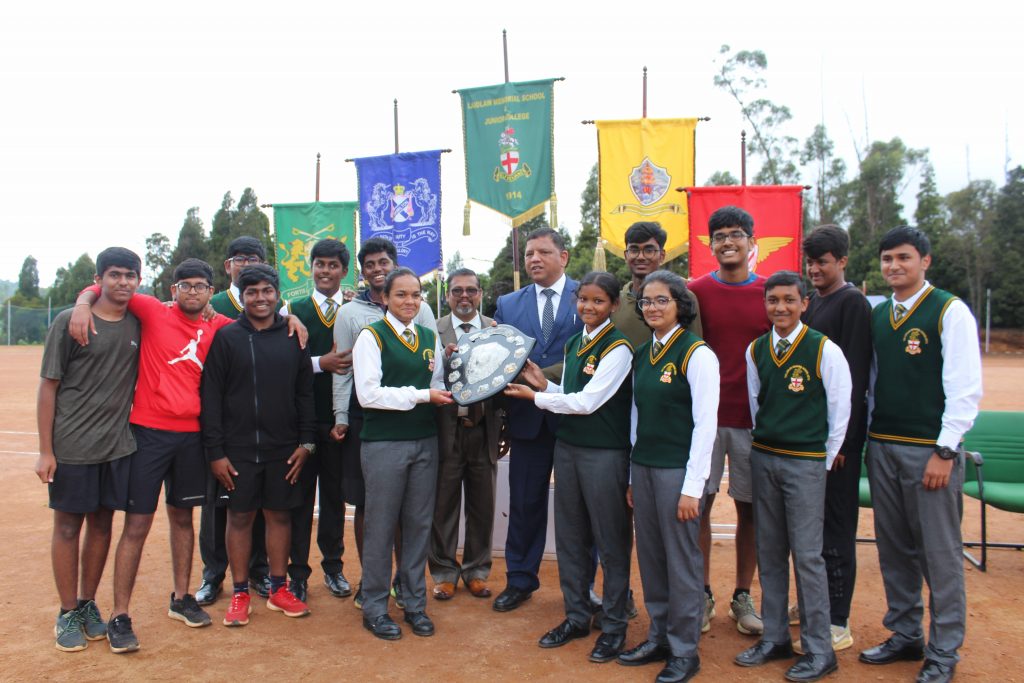 The Laidlaw Memorial School And Junior College 7