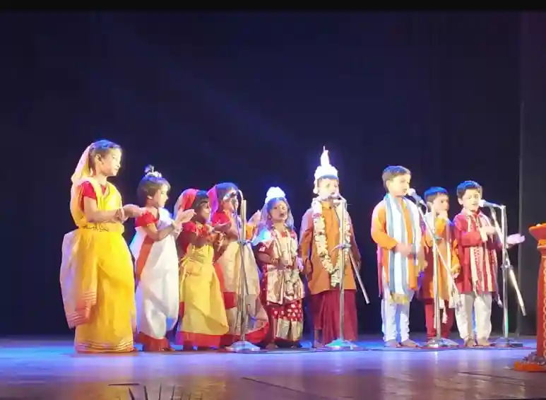 Abhinav Bharati High School 4