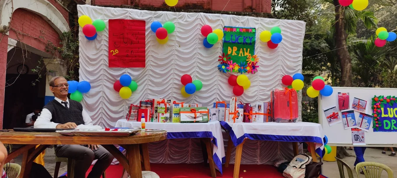 Jewish Girls School 8