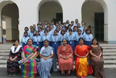 Loreto Convent Entally 6