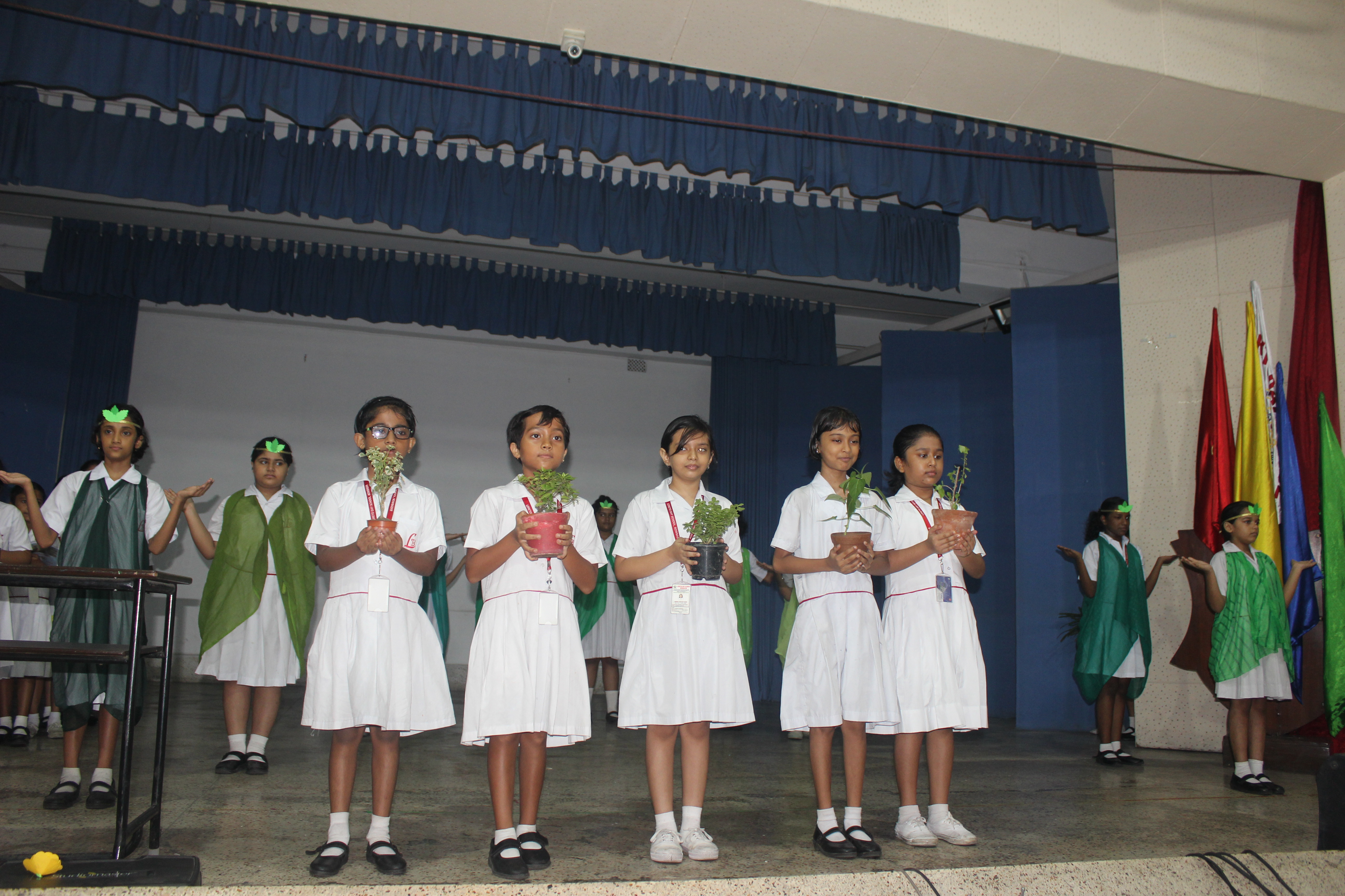 Loreto Day School Bow Bazar 13