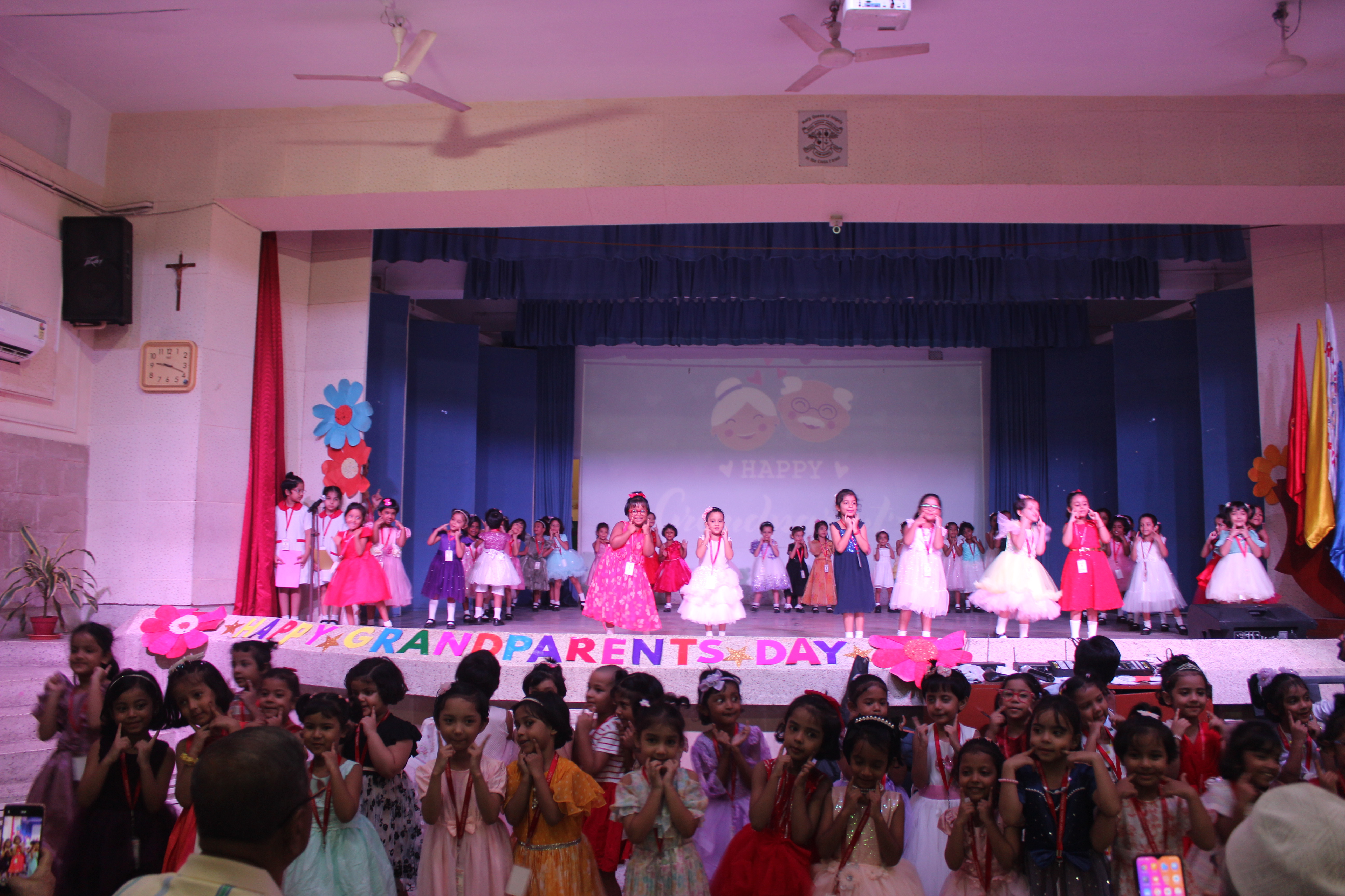 Loreto Day School Bow Bazar 24