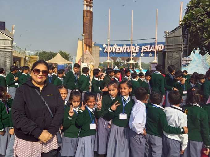 Adarsh Vidya Mandir Public School 4