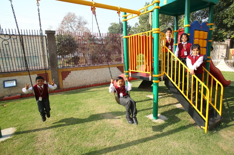 Central Academy International School 2