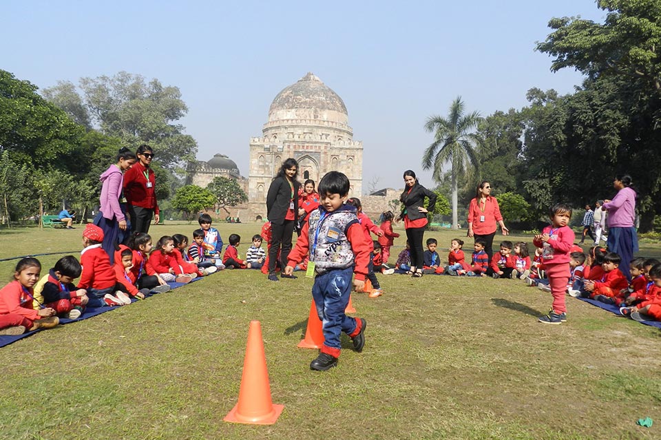 GD Goenka La Petite (Mansarover Garden) 9