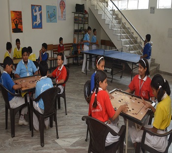Tinu Public School 13