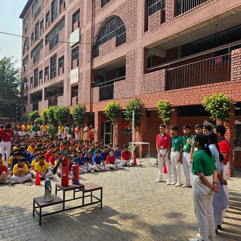 Amrita Public School gallery 10