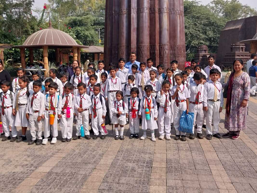 Rajender Lakra Model School campus 3