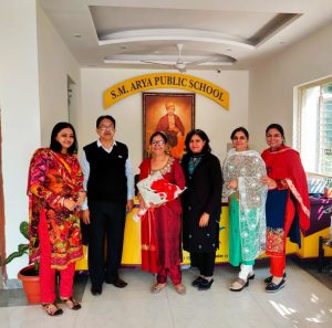 SM Arya Public School 11