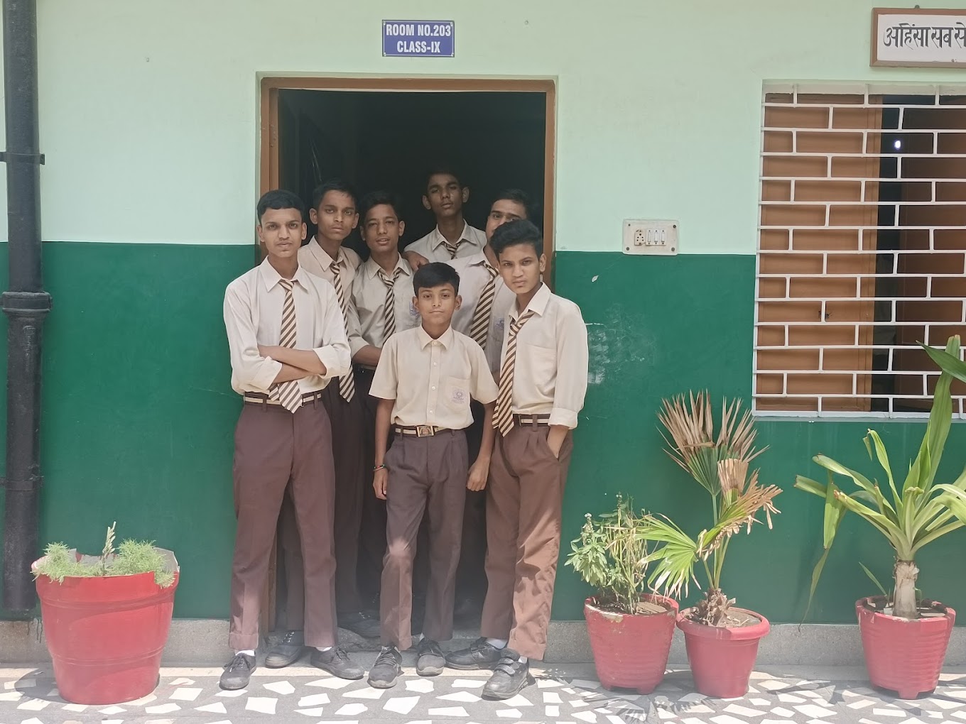 Sona Public School 14