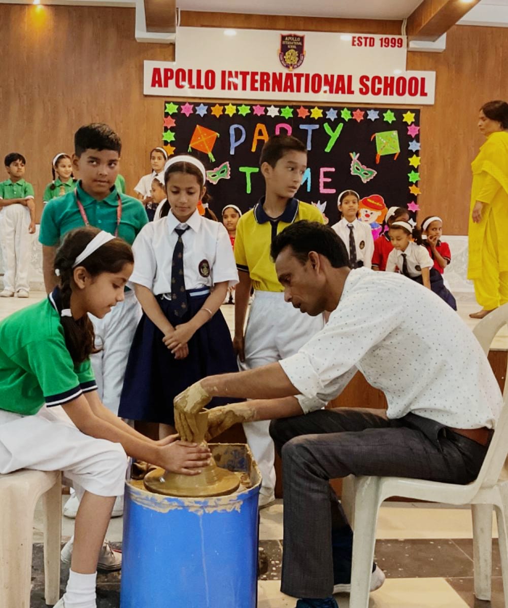 Apollo International School 29
