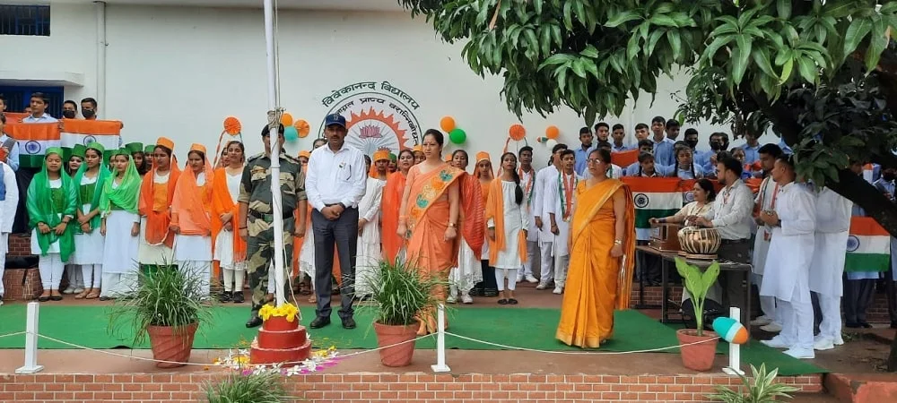 The Vivekanand School 22
