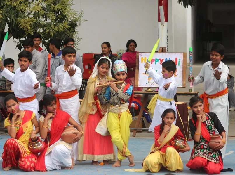 The Vivekanand School 12