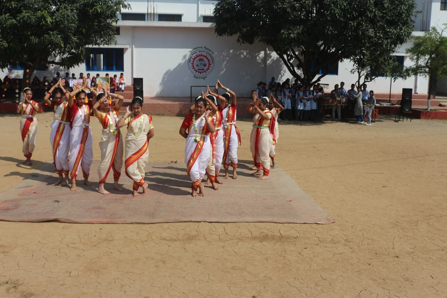 The Vivekanand School 15