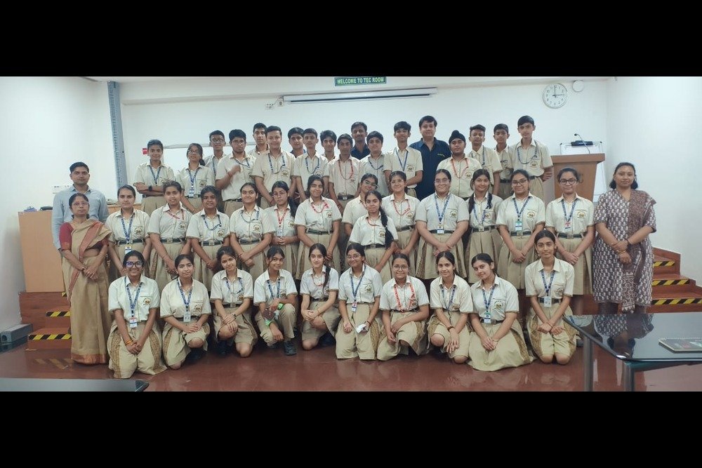 St. Froebel Senior Secondary School 14