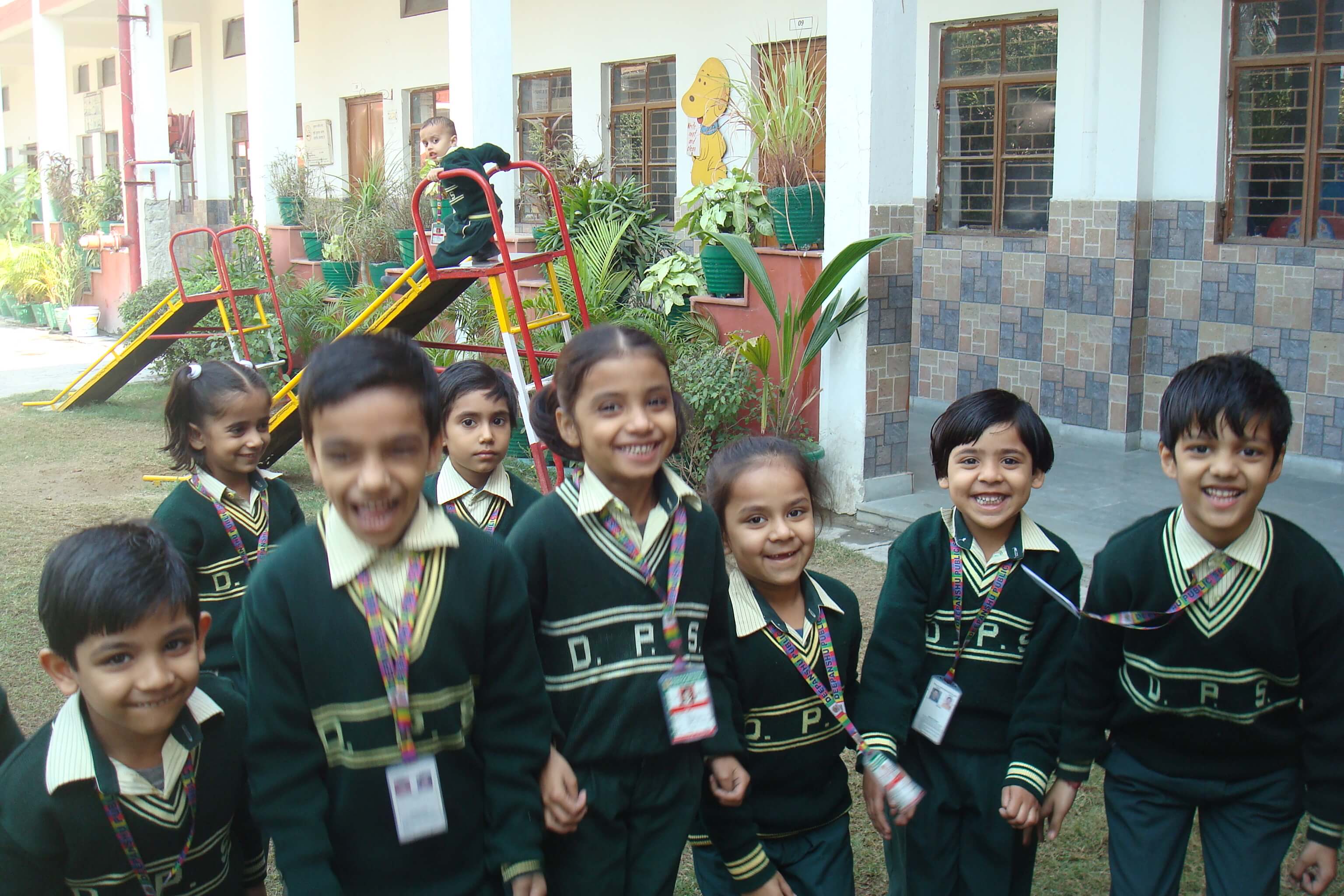 Deepanshu Public School gallery 33