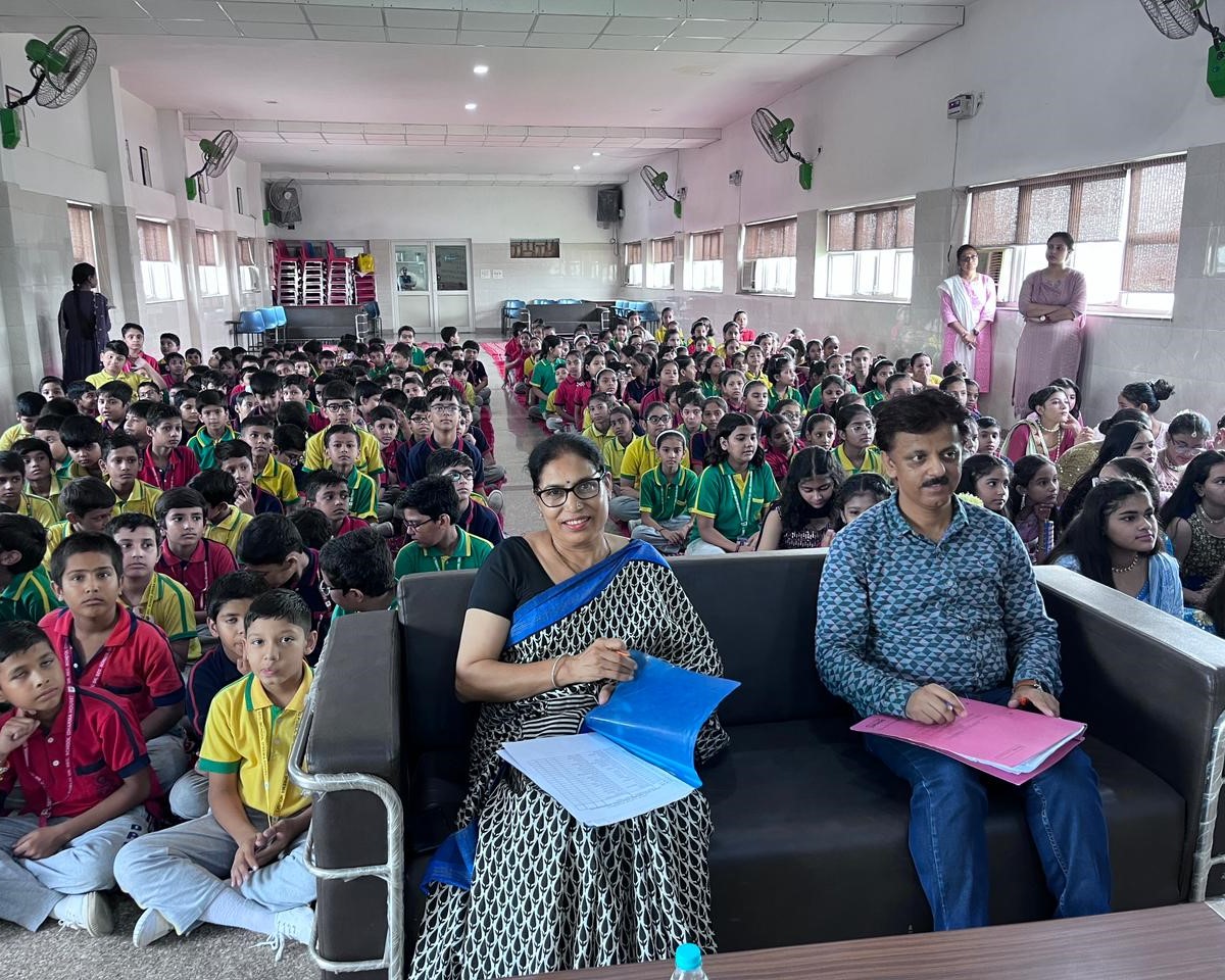 Deepanshu Public School gallery 7
