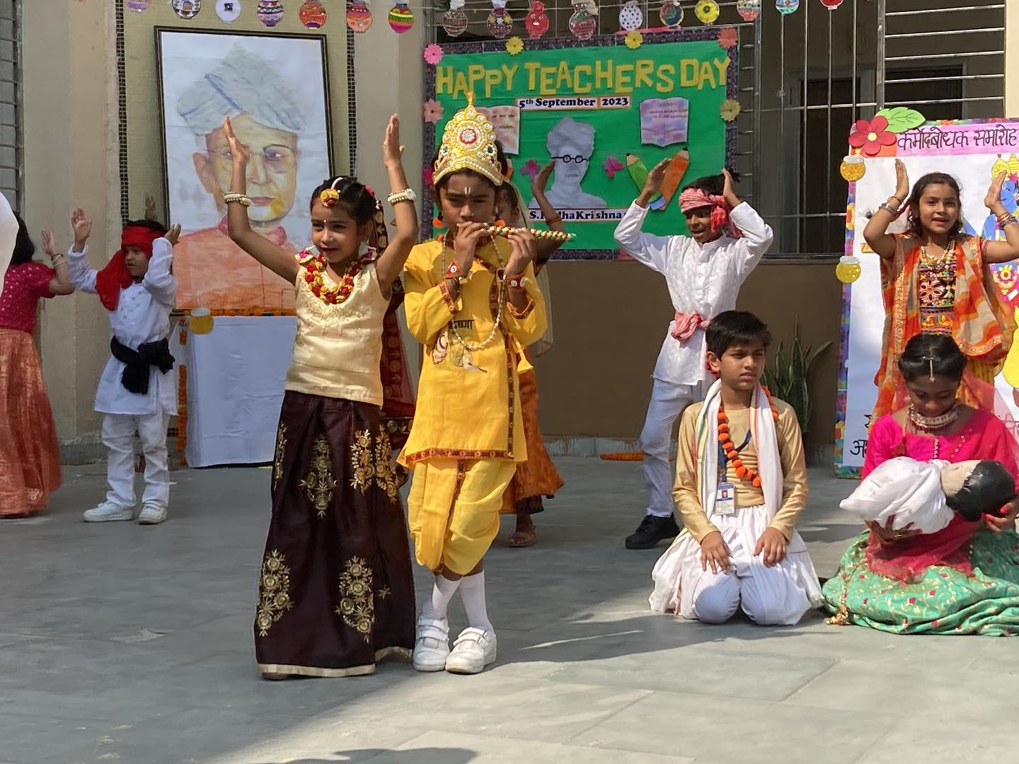 Rashtra Shakti Vidyalaya 27