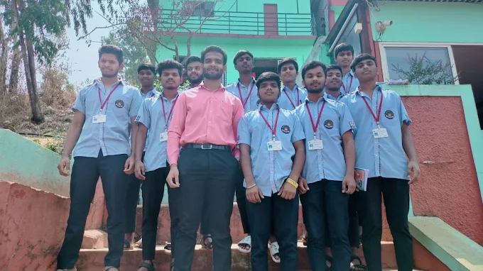 Bloomingdale School & Junior College 7