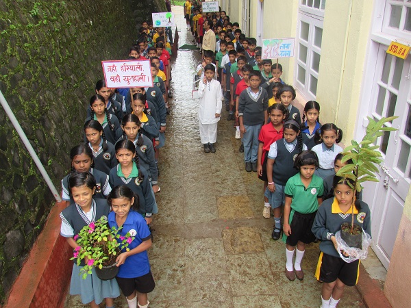 S. M. Batha High School 12