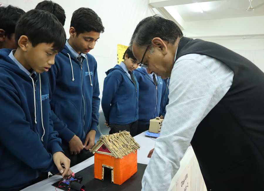Career Point Gurukul 28