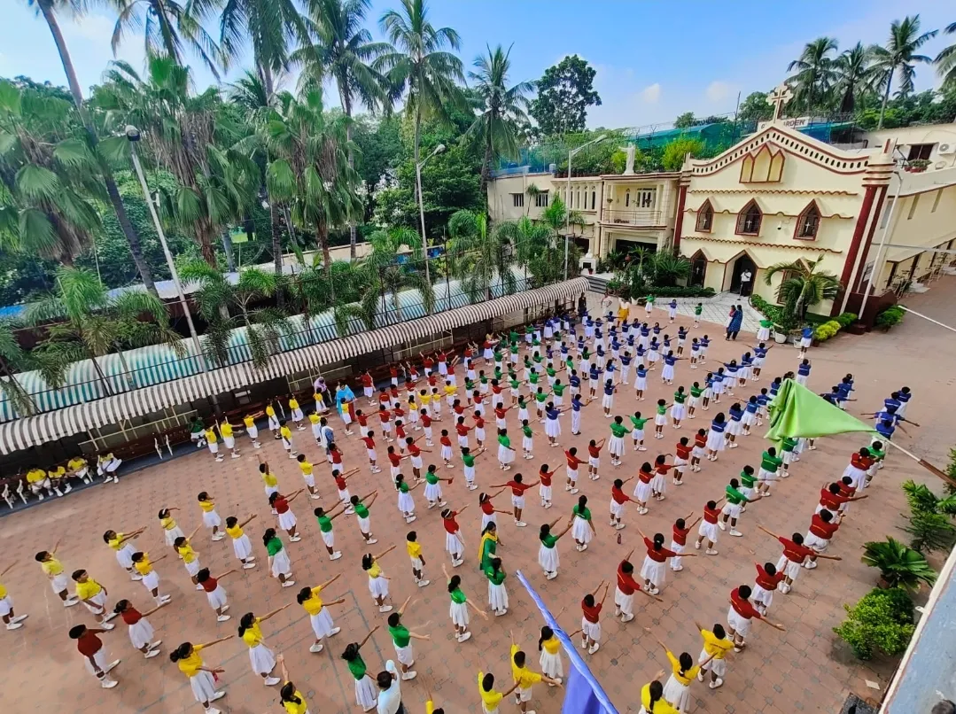 Douglas Memorial Higher Secondary School 4