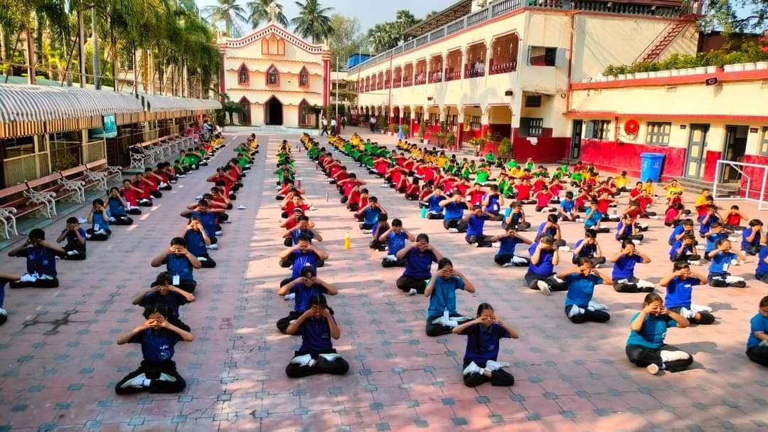 Douglas Memorial Higher Secondary School 11