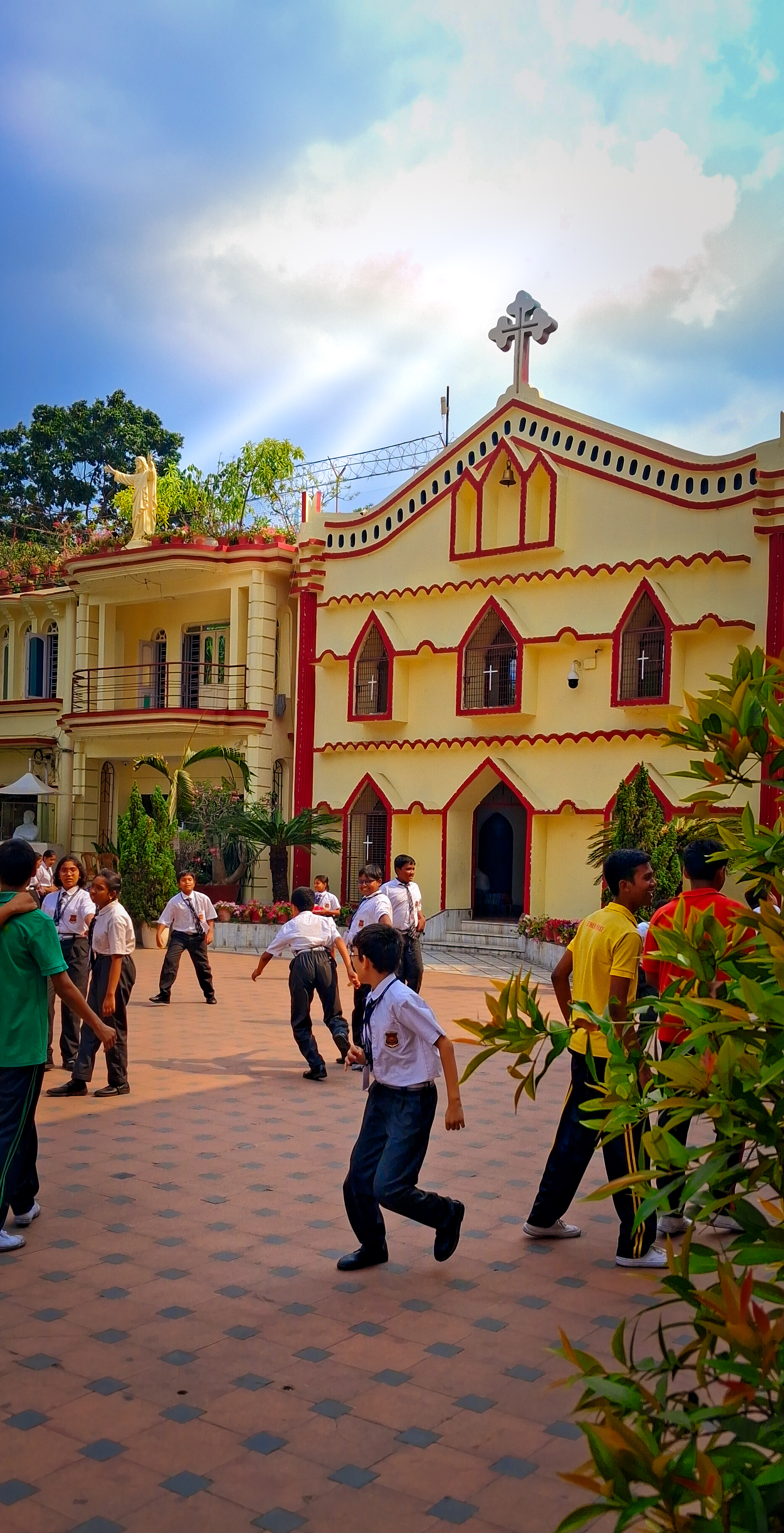 Douglas Memorial Higher Secondary School 15