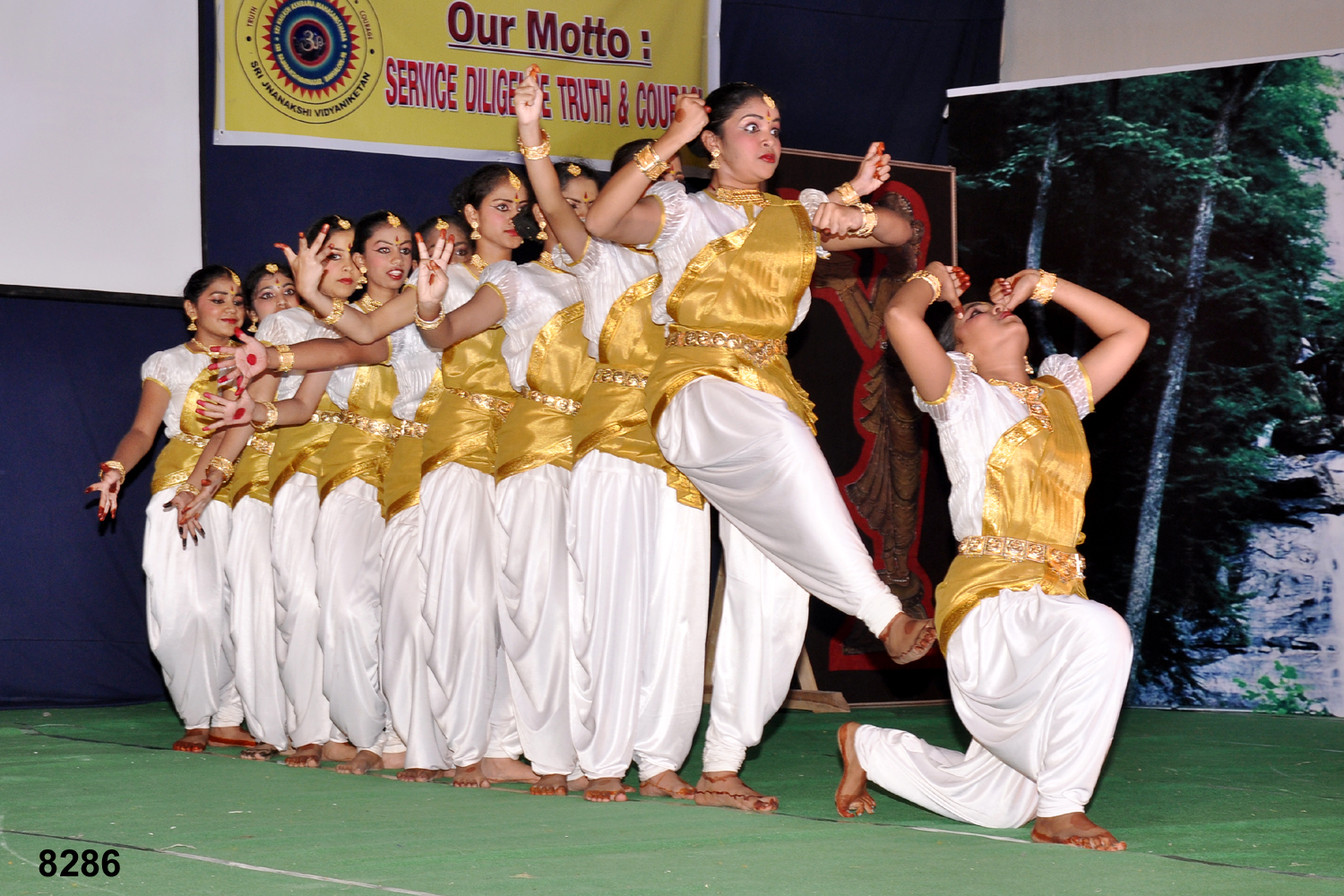 Sri Jnanakshi Vidyaniketan School 6
