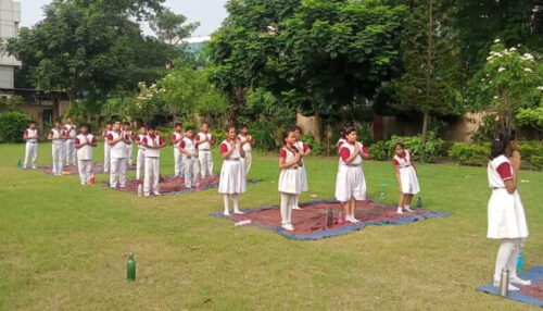 Calcutta Airport English High School 10