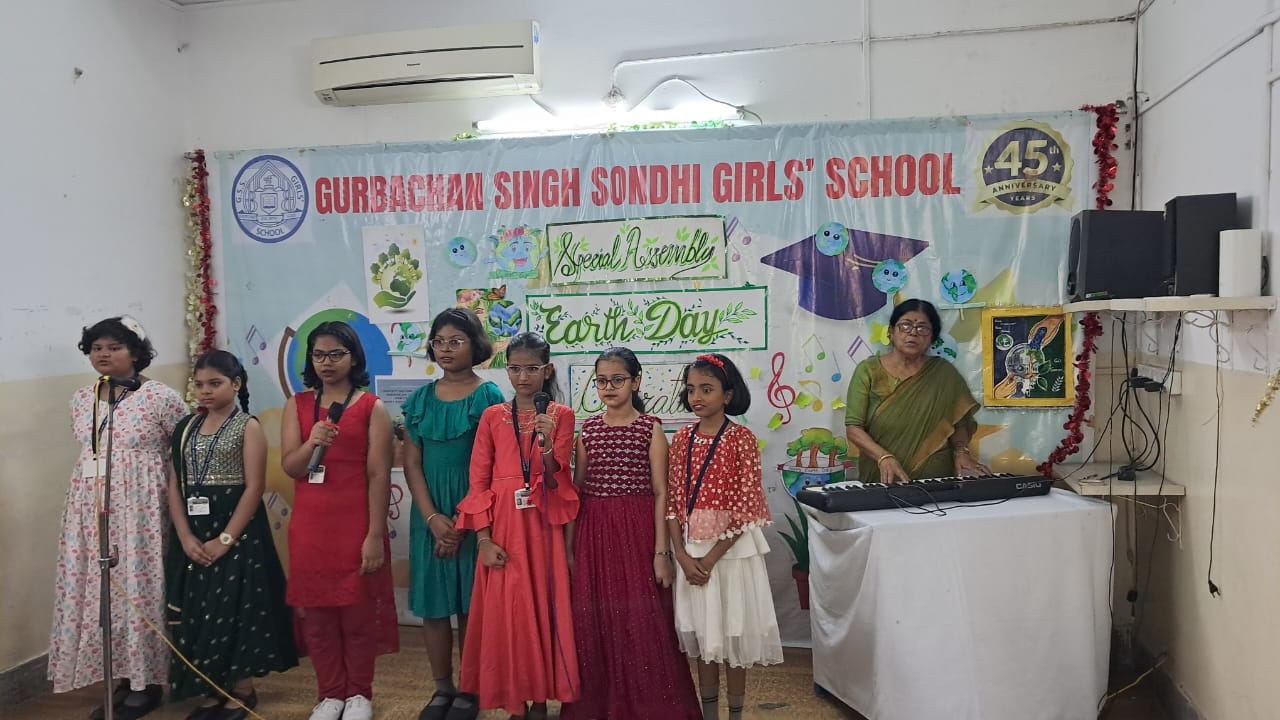 G.S.S. Girls School 8