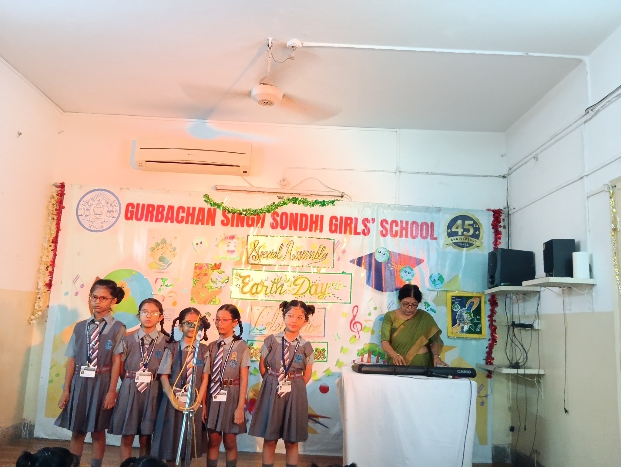 G.S.S. Girls School 16