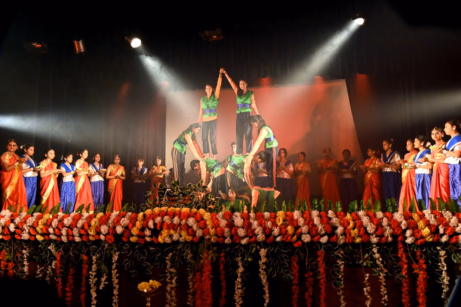 Hariyana Vidya Mandir 11
