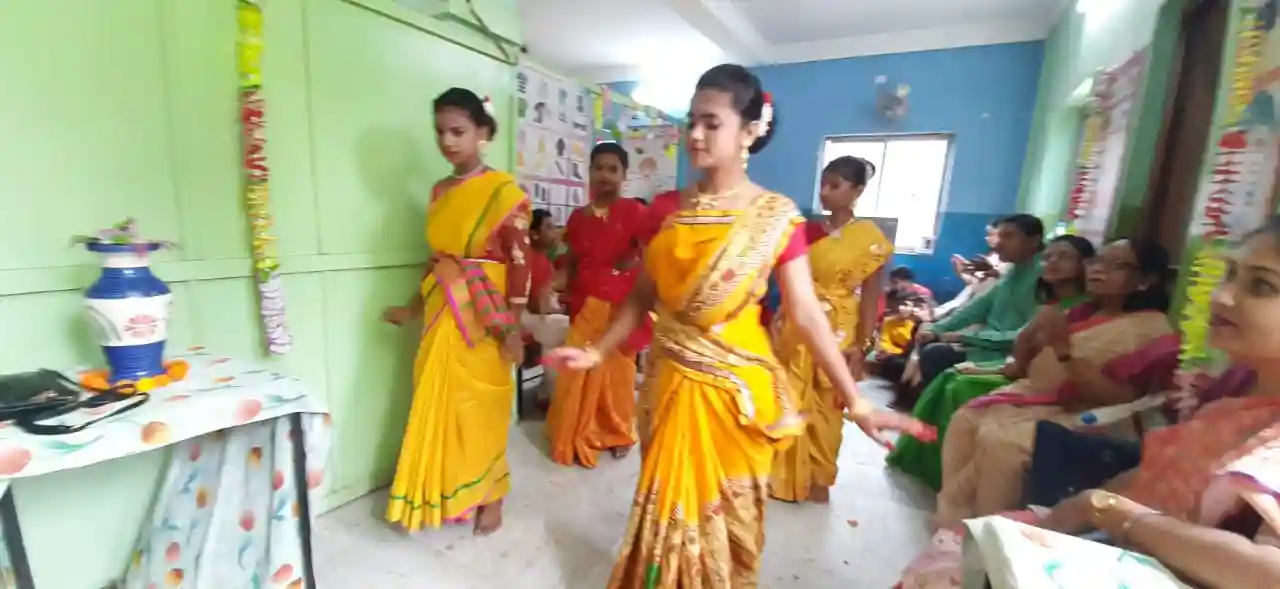 The New Holy Child School 9