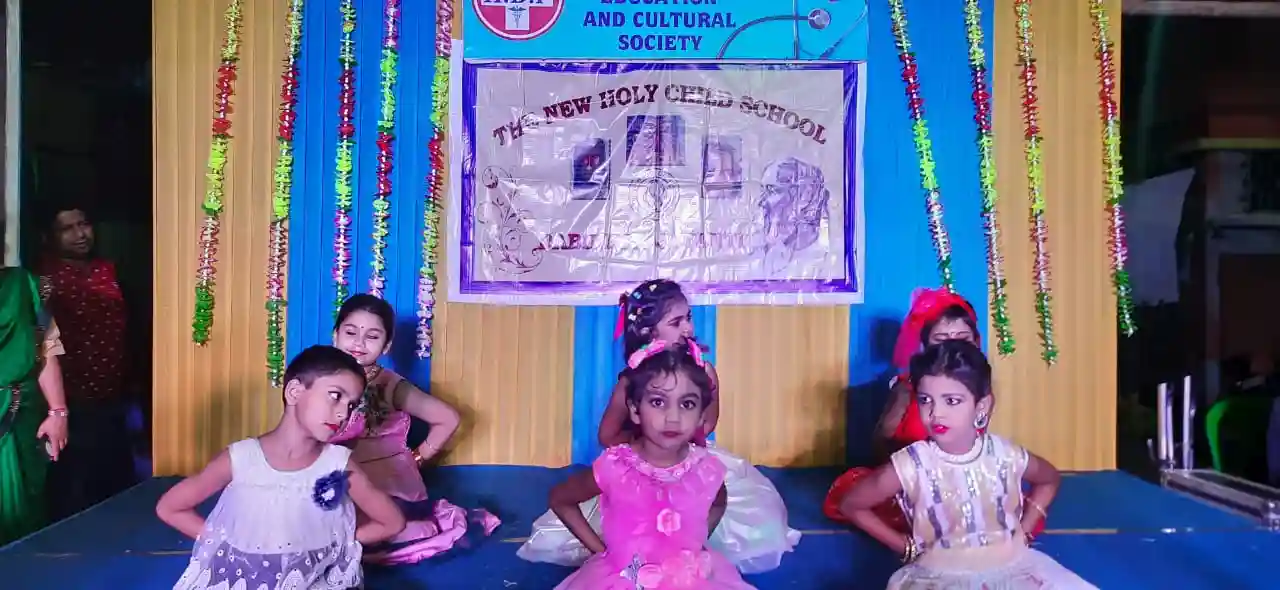 The New Holy Child School 18