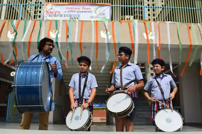 Shiv Nadar School 8