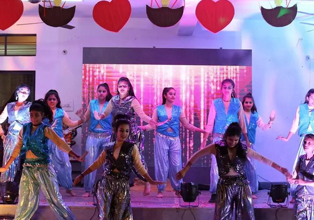R K Modern Senior Secondary School 25