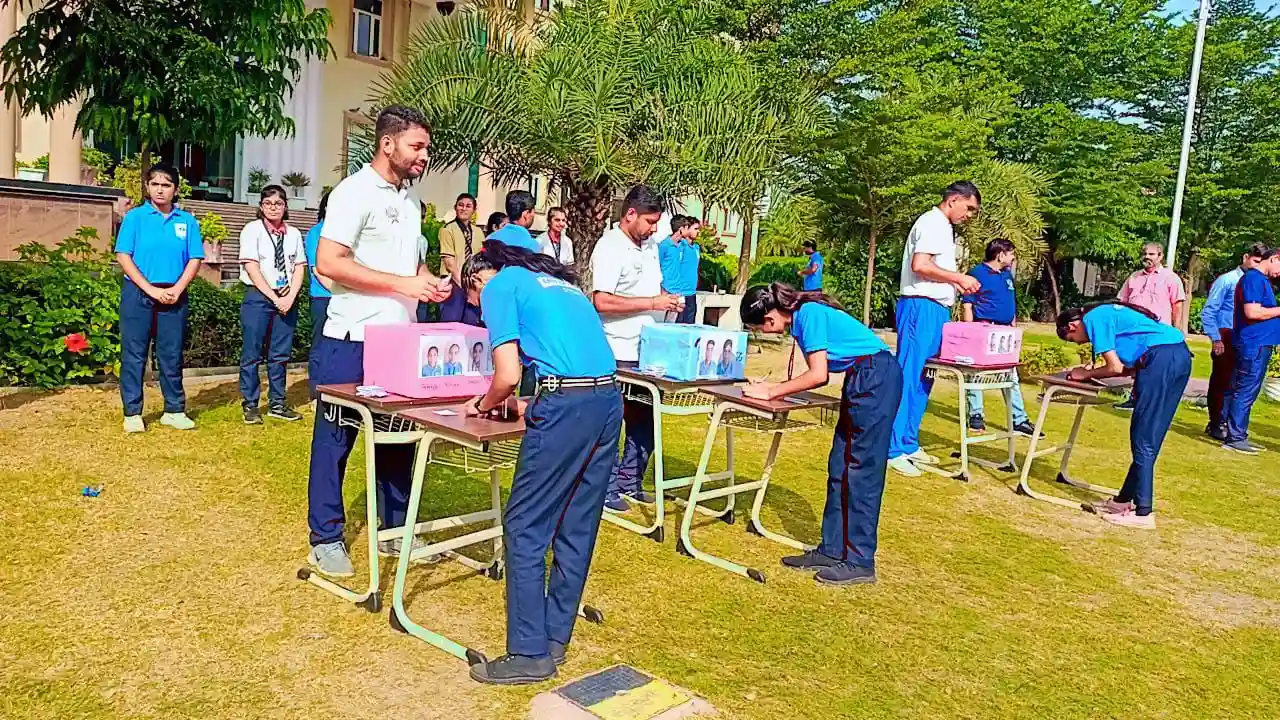 Divine International School 14