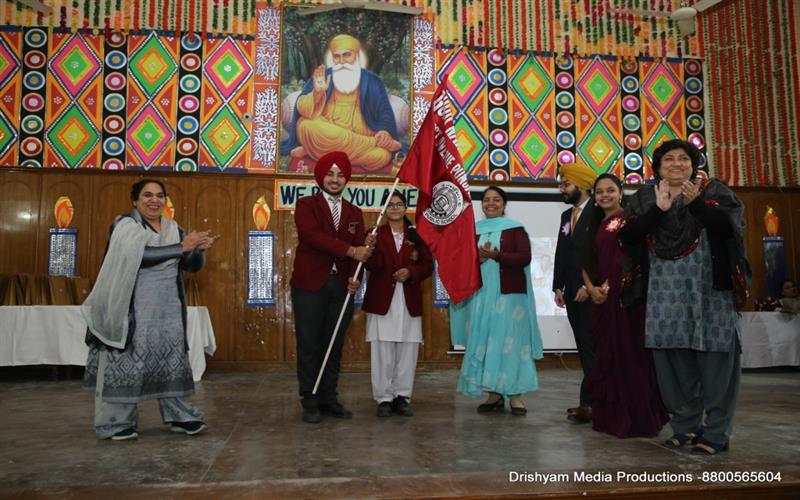 Guru Nanak Public School 2