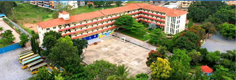 Lake Montfort School campus 6