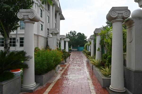Delhi International School Edge 3