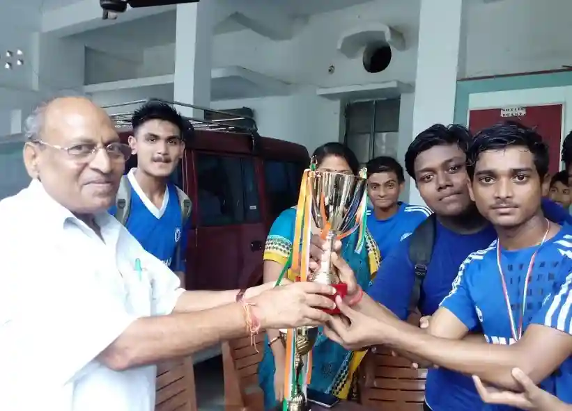 Devaki Memorial School 8