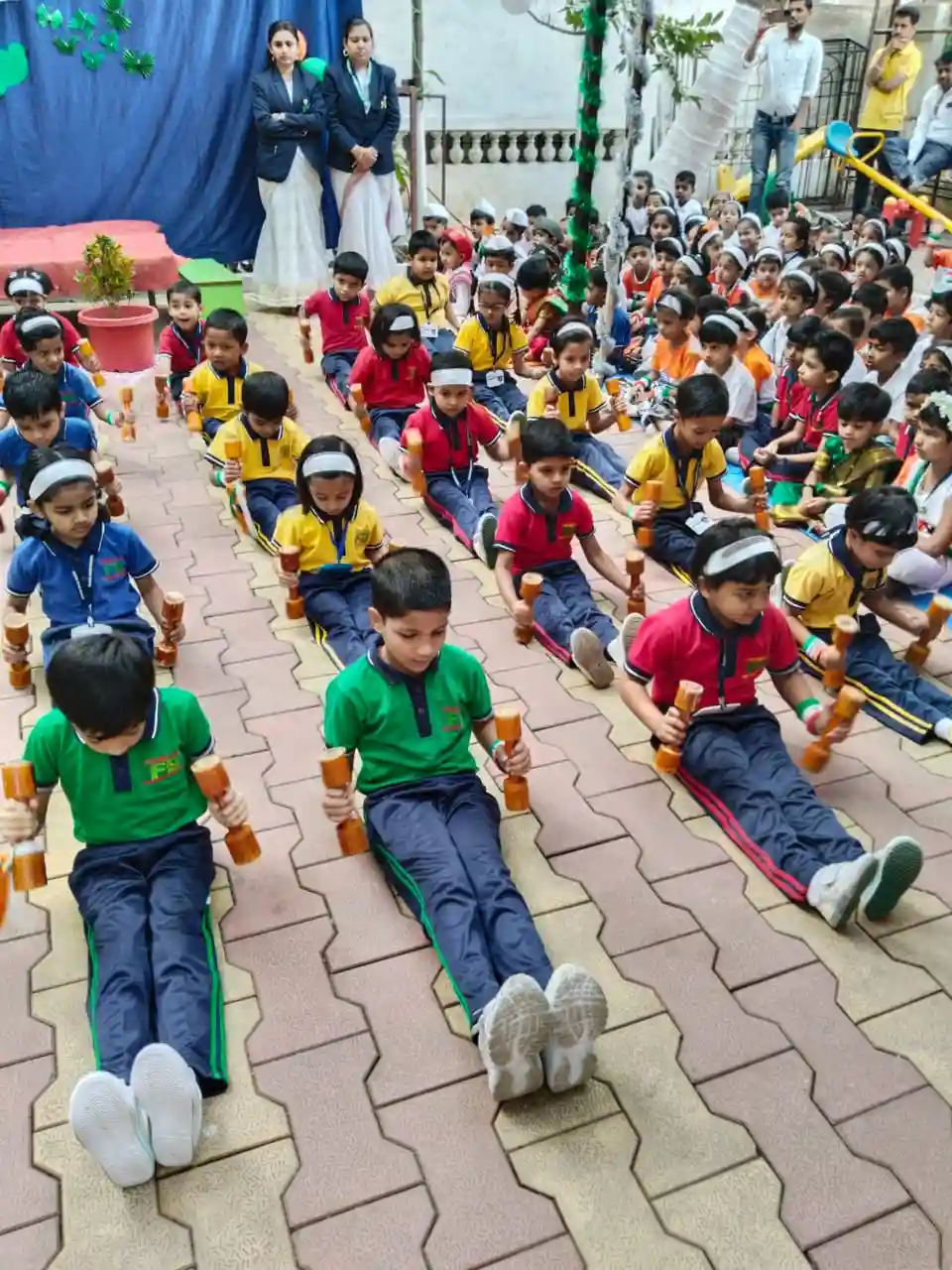 Flying Birds School 13