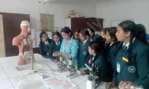Mc'Nay Doons Public School campus