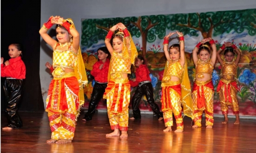 Modern New Delhi Public School campus 3