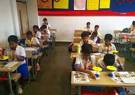 R N Shah International School 6
