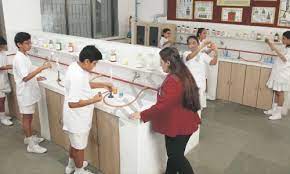 R N Shah International School 7